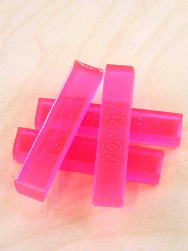 NEON - PINK fluorescent pigment 