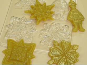 Izdelava božično novoletnih okraskov iz čebeljega voska
