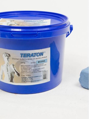 TERATON BLUE air-hardening modelling clay 2,5 kg